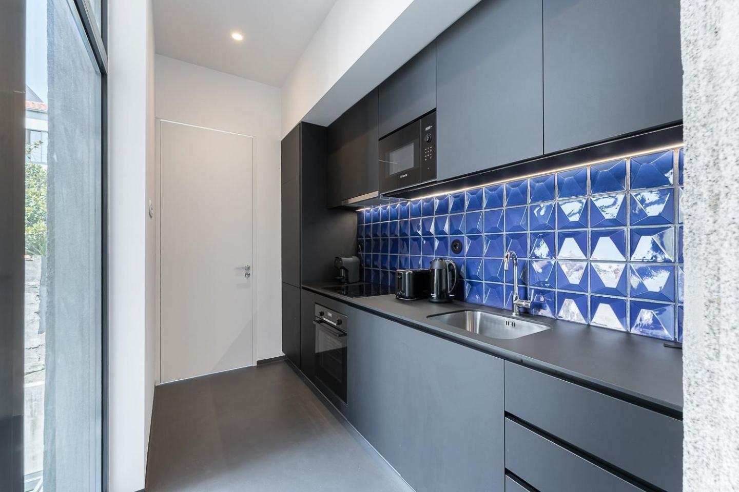 Mompilher Apartments Порту Экстерьер фото